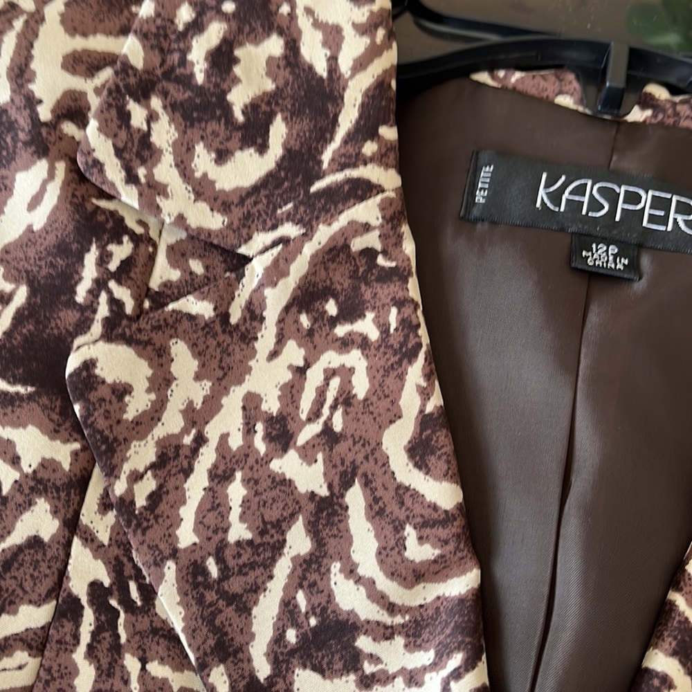 Stunning Kasper Three Piece Wide Leg Pants Suit. - Picture 8 of 8